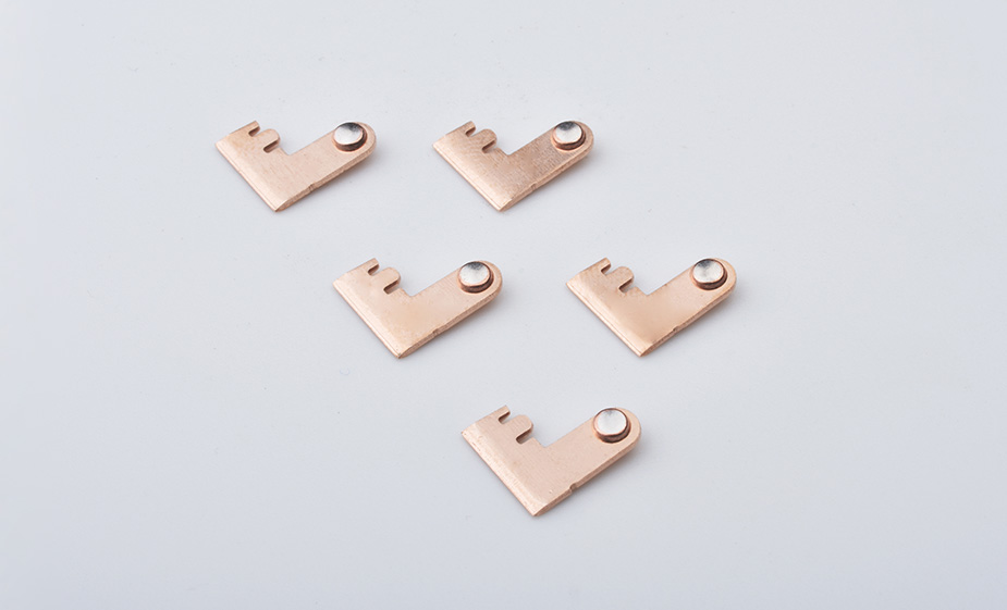 Hardware rivets